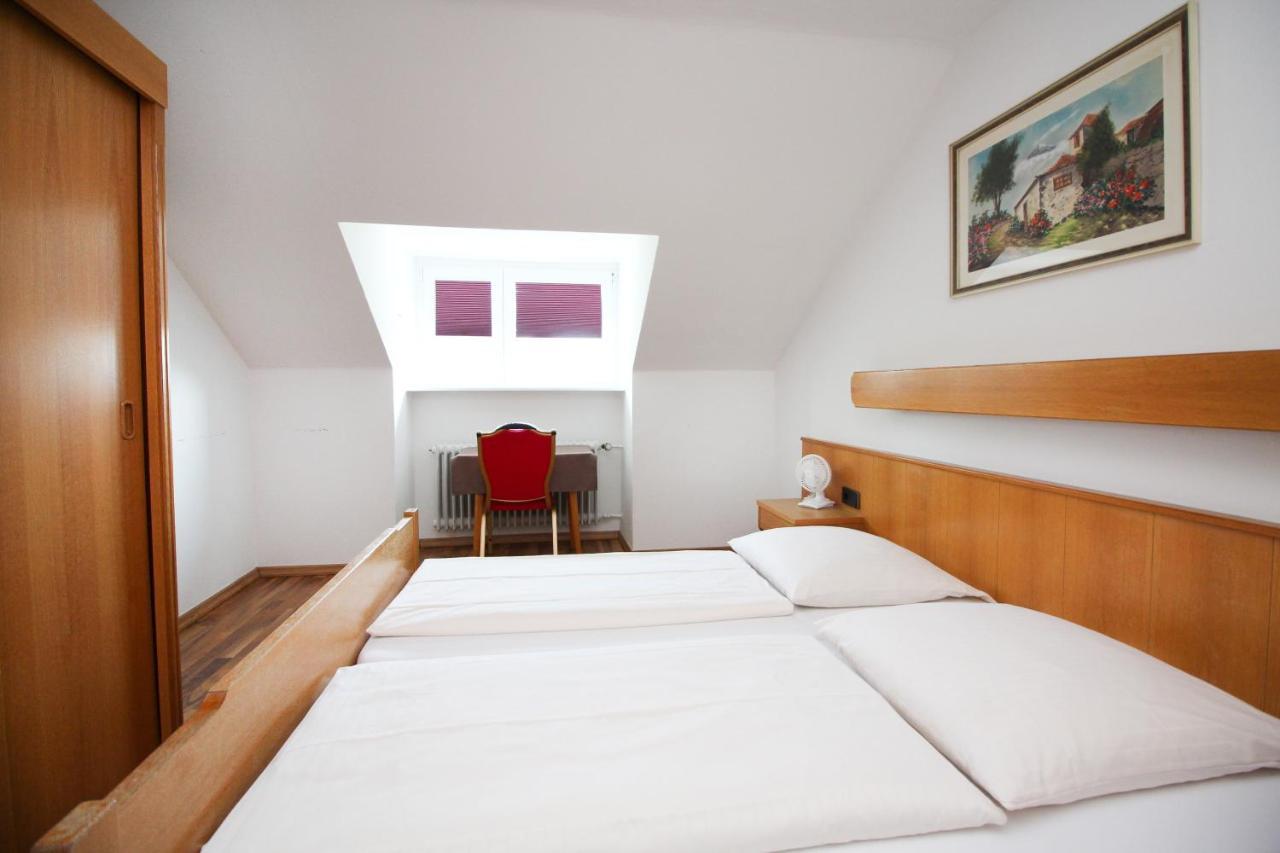 Hotel Olympia Munich Exterior photo