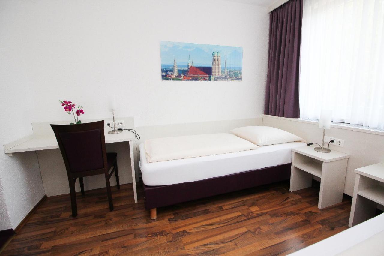 Hotel Olympia Munich Exterior photo